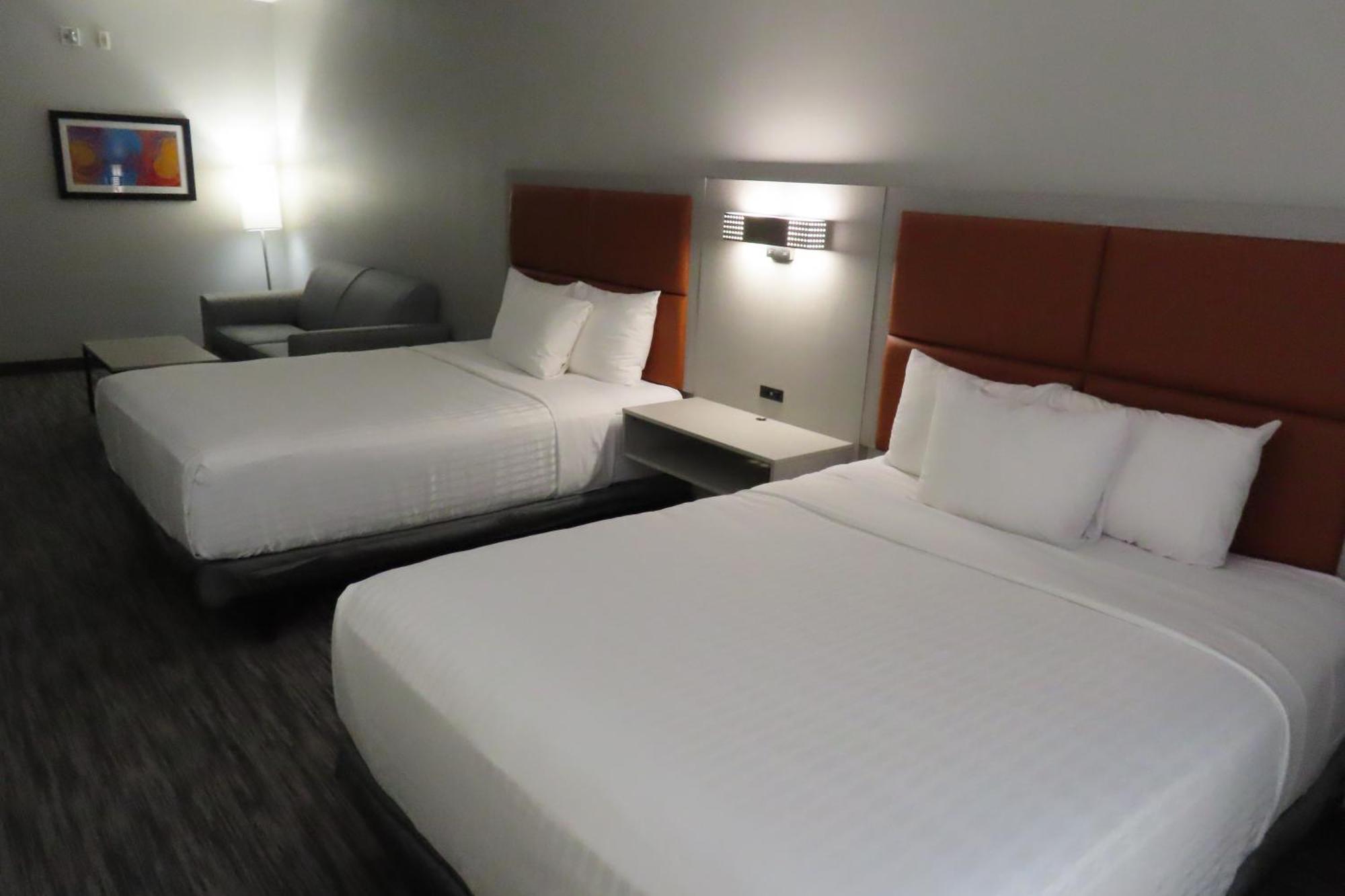 Broussard Best Western Heritage Inn & Suites מראה חיצוני תמונה